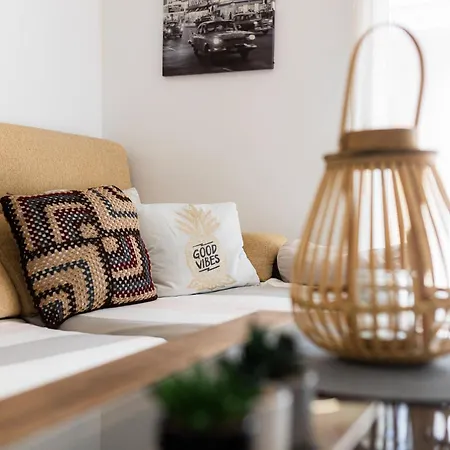 Mar Y Ola Apartment